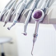 detalle aparatos de dentista